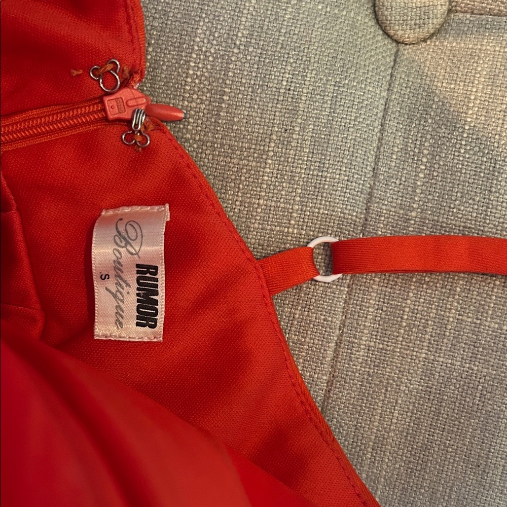 Rumor Boutique Orange Pleated Romper Size Small - Picture 8 of 14